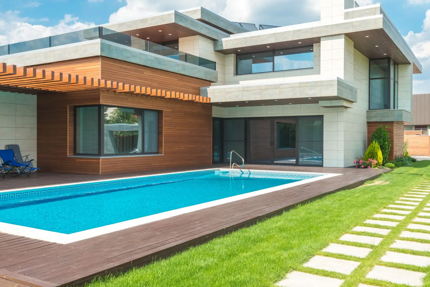 Swimming pool built in Farringdon, NSW